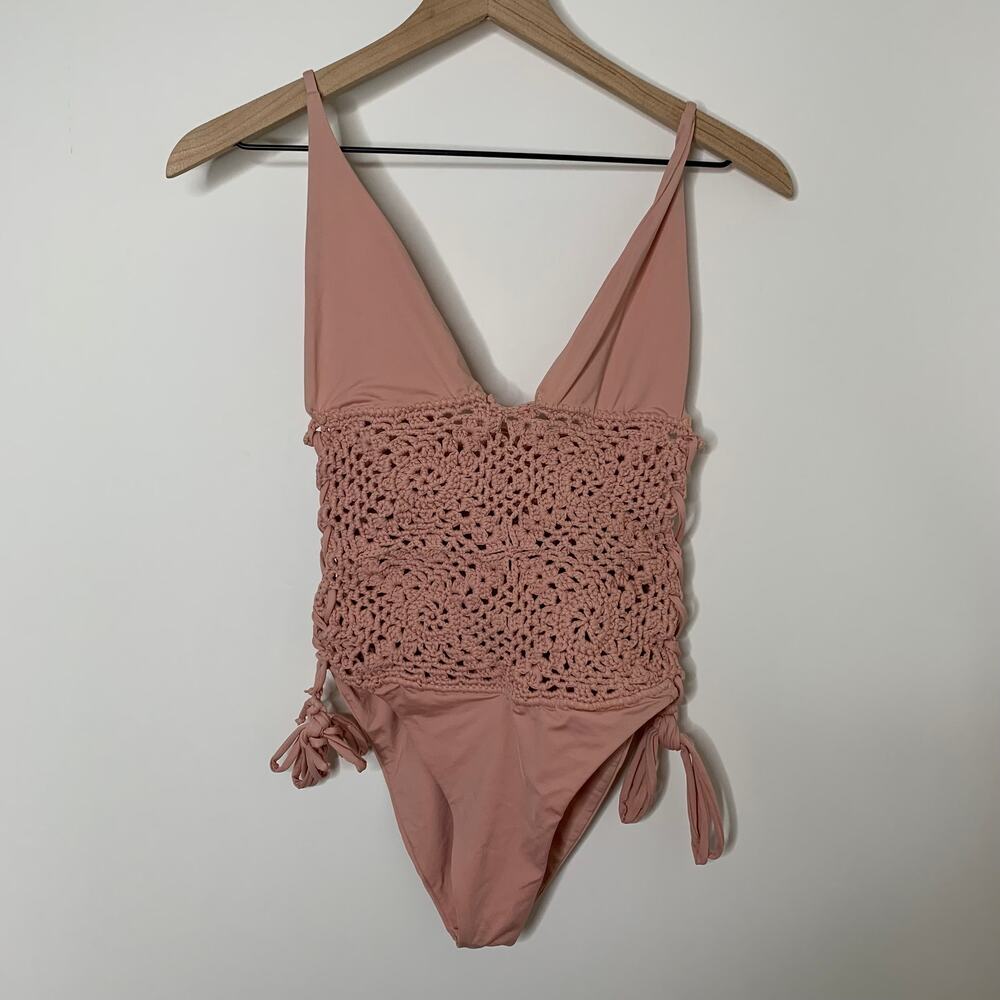 Frankie's Bikinis Lilah Crocheted One-Piece Swimsuit Pink Womens Medium - Picture 2 of 13